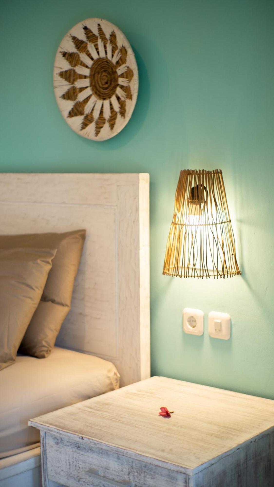 The White Bay Lombok Apartment Kuta  Exterior photo