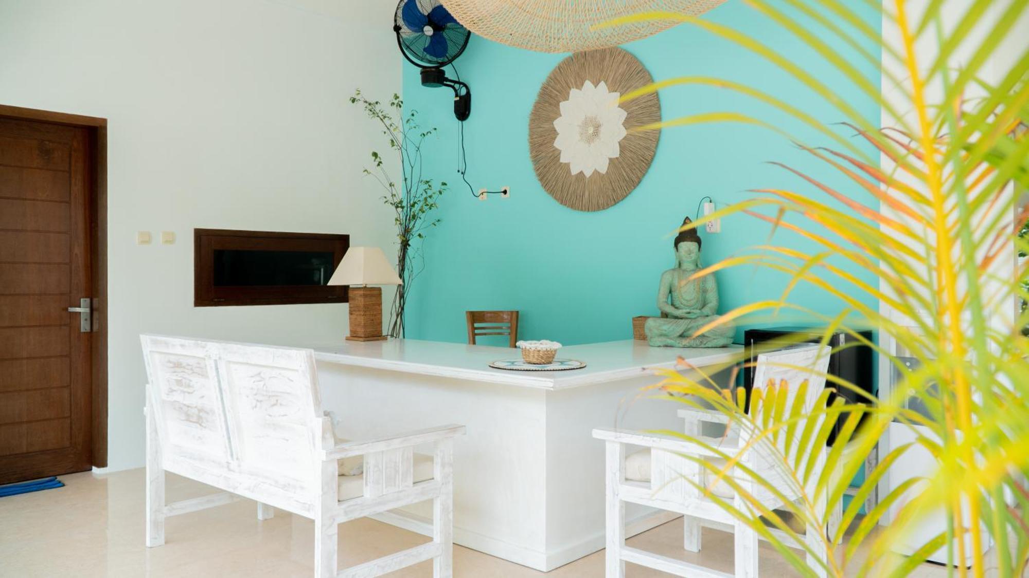 The White Bay Lombok Apartment Kuta  Exterior photo